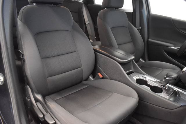 Used 2023 Chevrolet Malibu LT w/ Driver Confidence Package FWD image 6