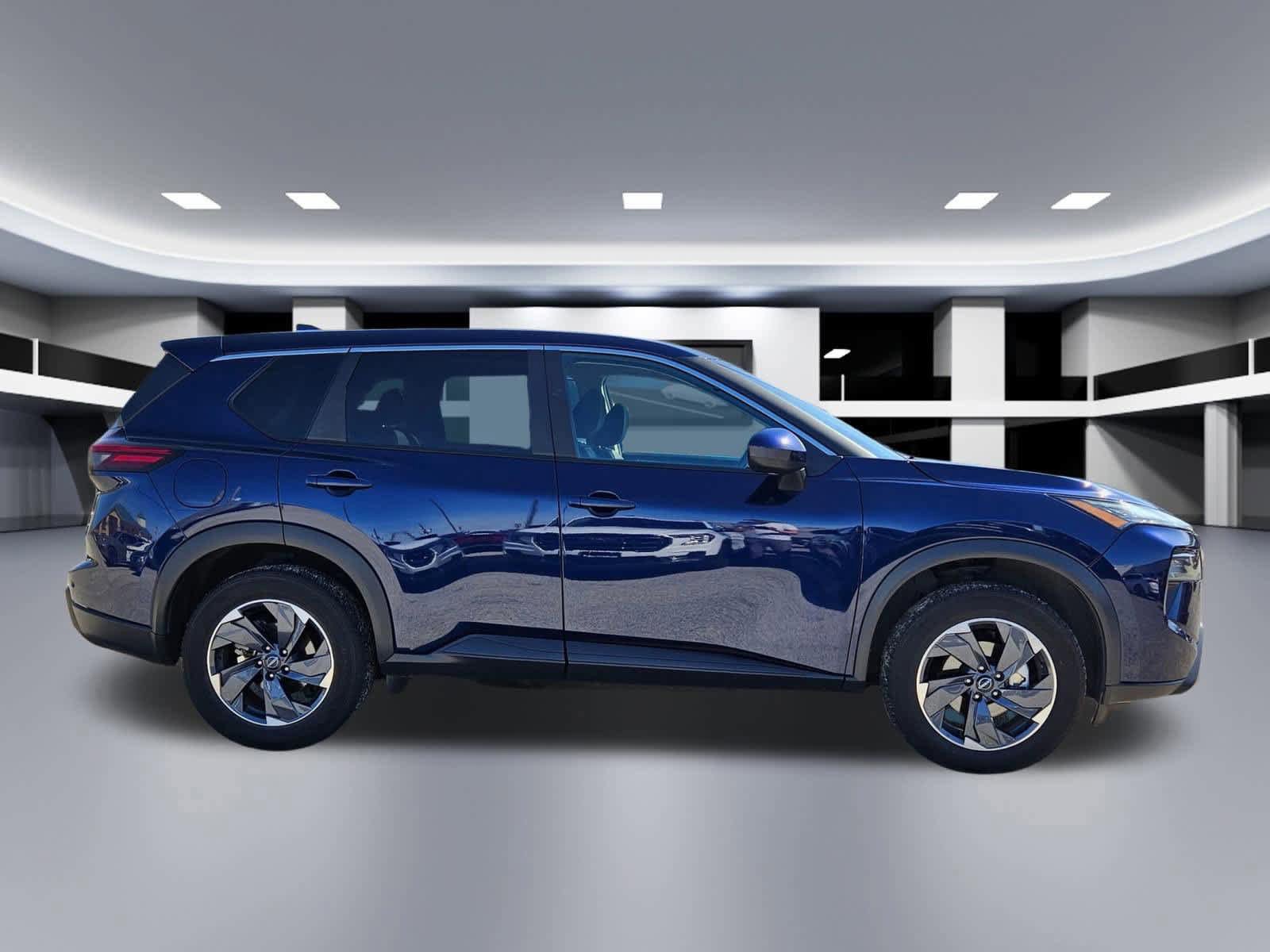 Used 2024 Nissan Rogue SV image 7