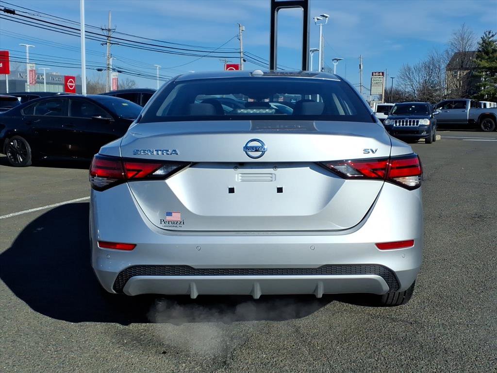 Used 2023 Nissan Sentra SV image 4