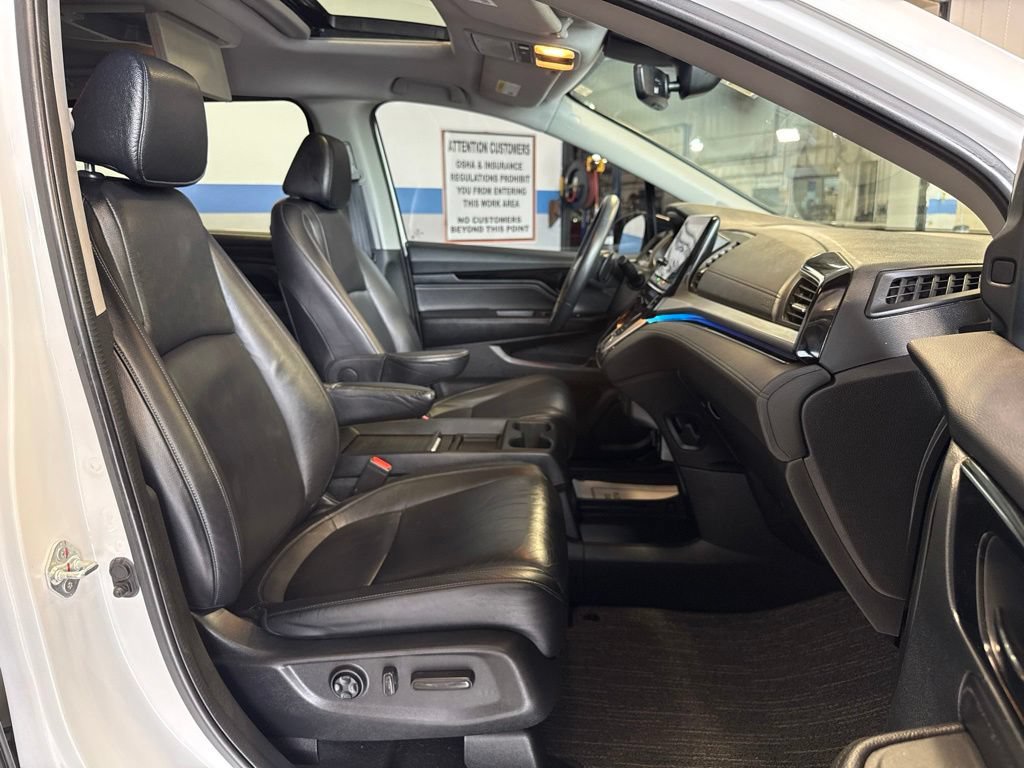 Certified 2023 Honda Odyssey Touring image 24