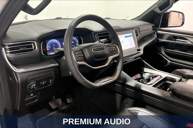 Used 2024 Jeep Wagoneer Series II AWD/4WD image 23