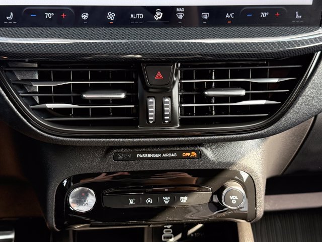 Certified 2024 Ford Escape ST-Line w/ Tech Pack #1 AWD/4WD image 11