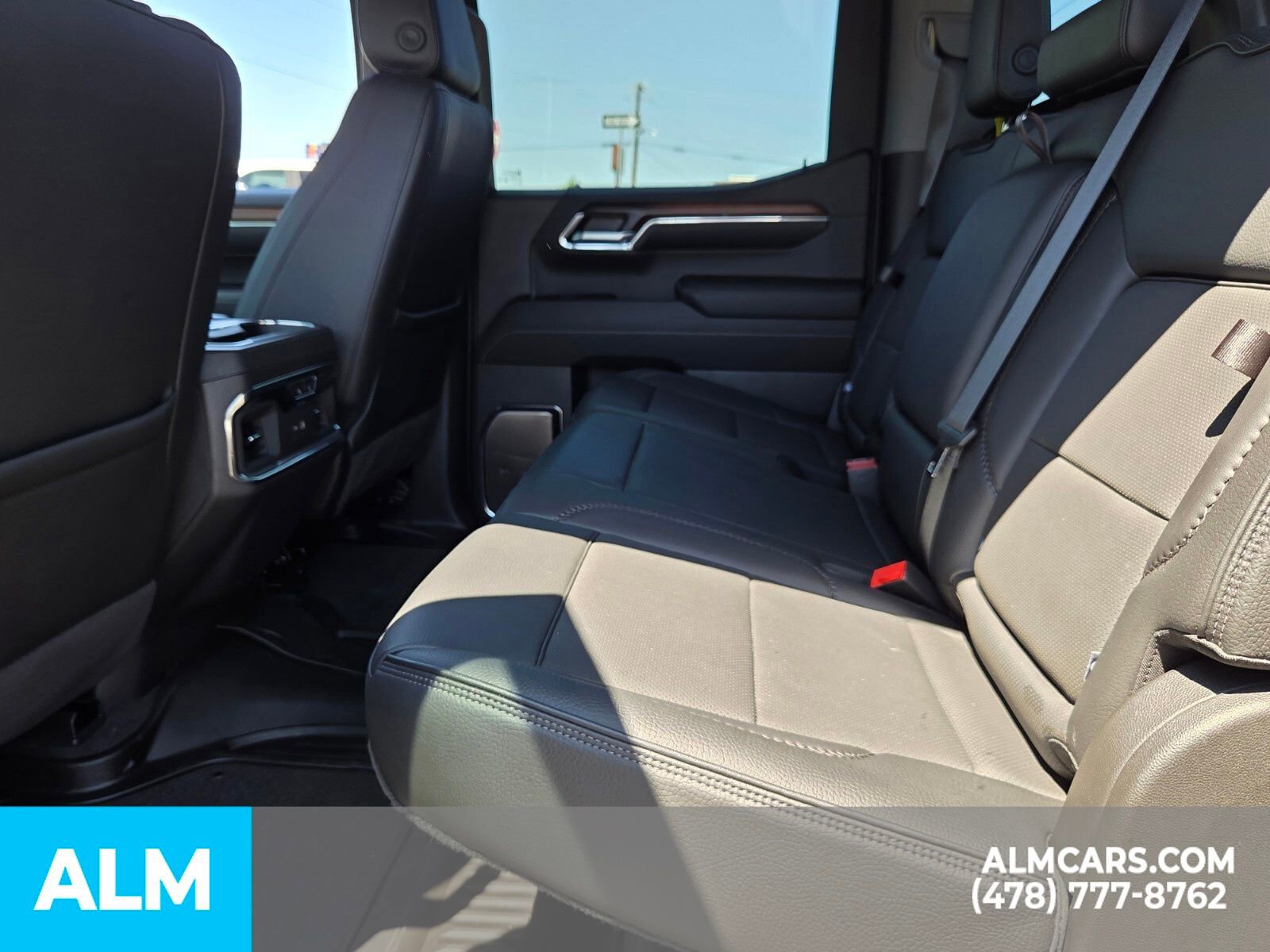 Used 2024 GMC Sierra 1500 Denali w/ Technology Package AWD/4WD image 6