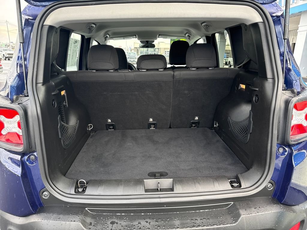 Used 2016 Jeep Renegade Sport w/ Power & Air Group image 27