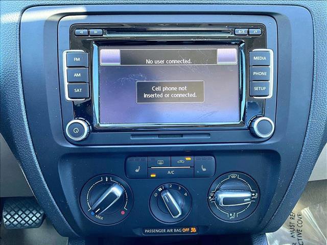 Used 2013 Volkswagen Jetta SE image 23