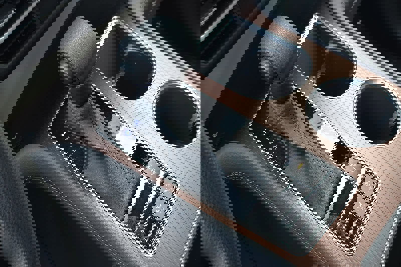 Used 2024 Toyota Sienna LE image 24