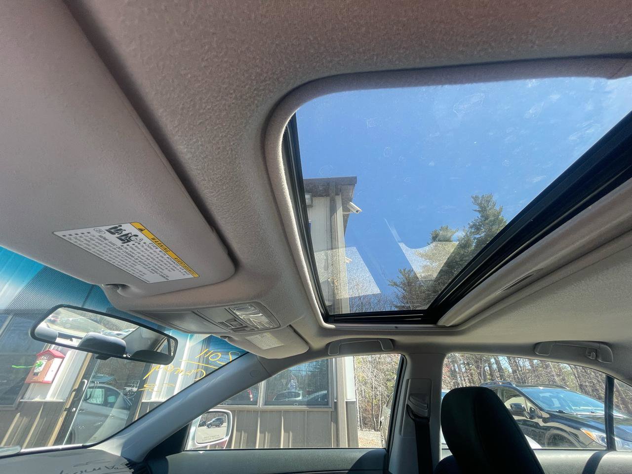 Used 2011 Toyota Camry SE w/ SE Extra-Value Pkg #1 FWD image 16