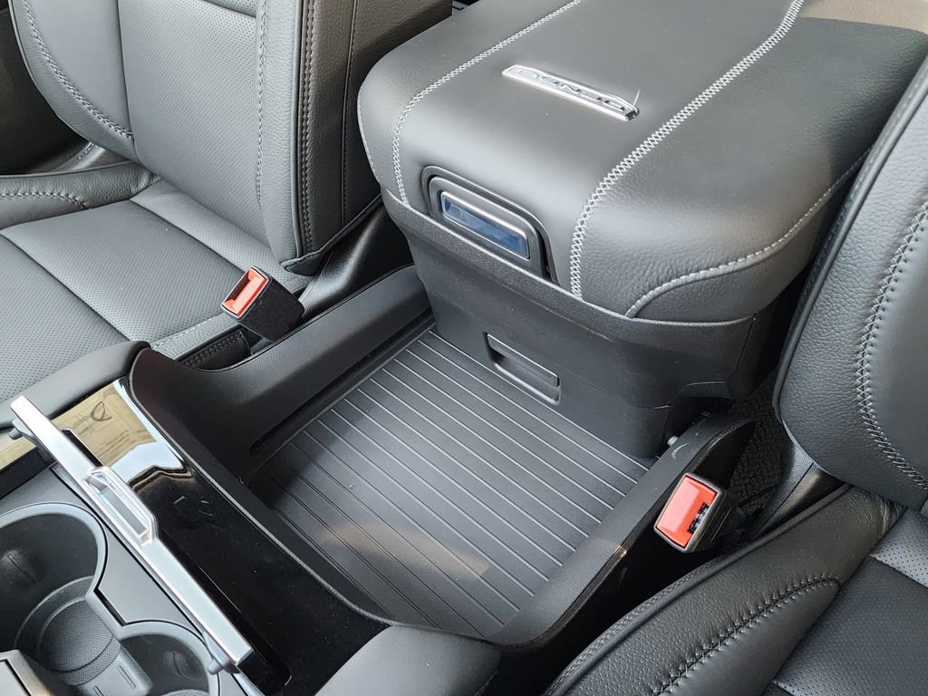 New 2026 GMC Yukon Denali image 39