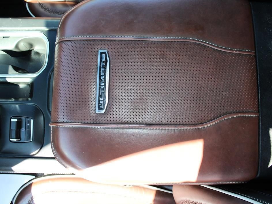 Used 2024 GMC Sierra 2500 Denali Ultimate AWD/4WD image 28