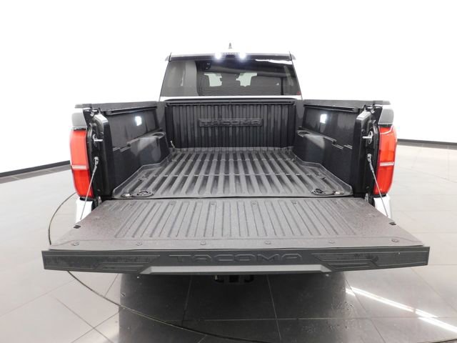 Used 2024 Toyota Tacoma TRD Off-Road image 17