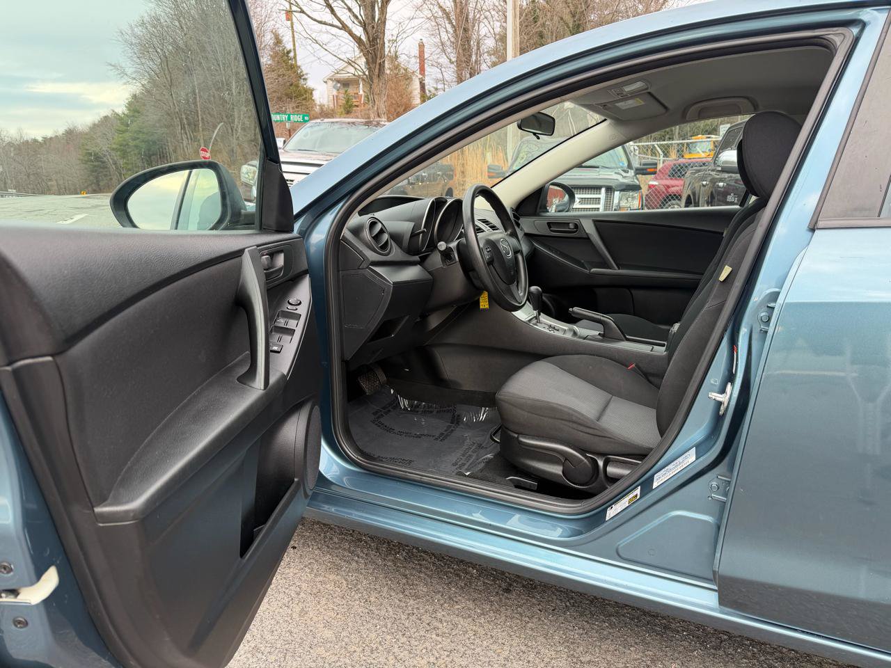 Used 2010 MAZDA MAZDA3 i Sport FWD image 9