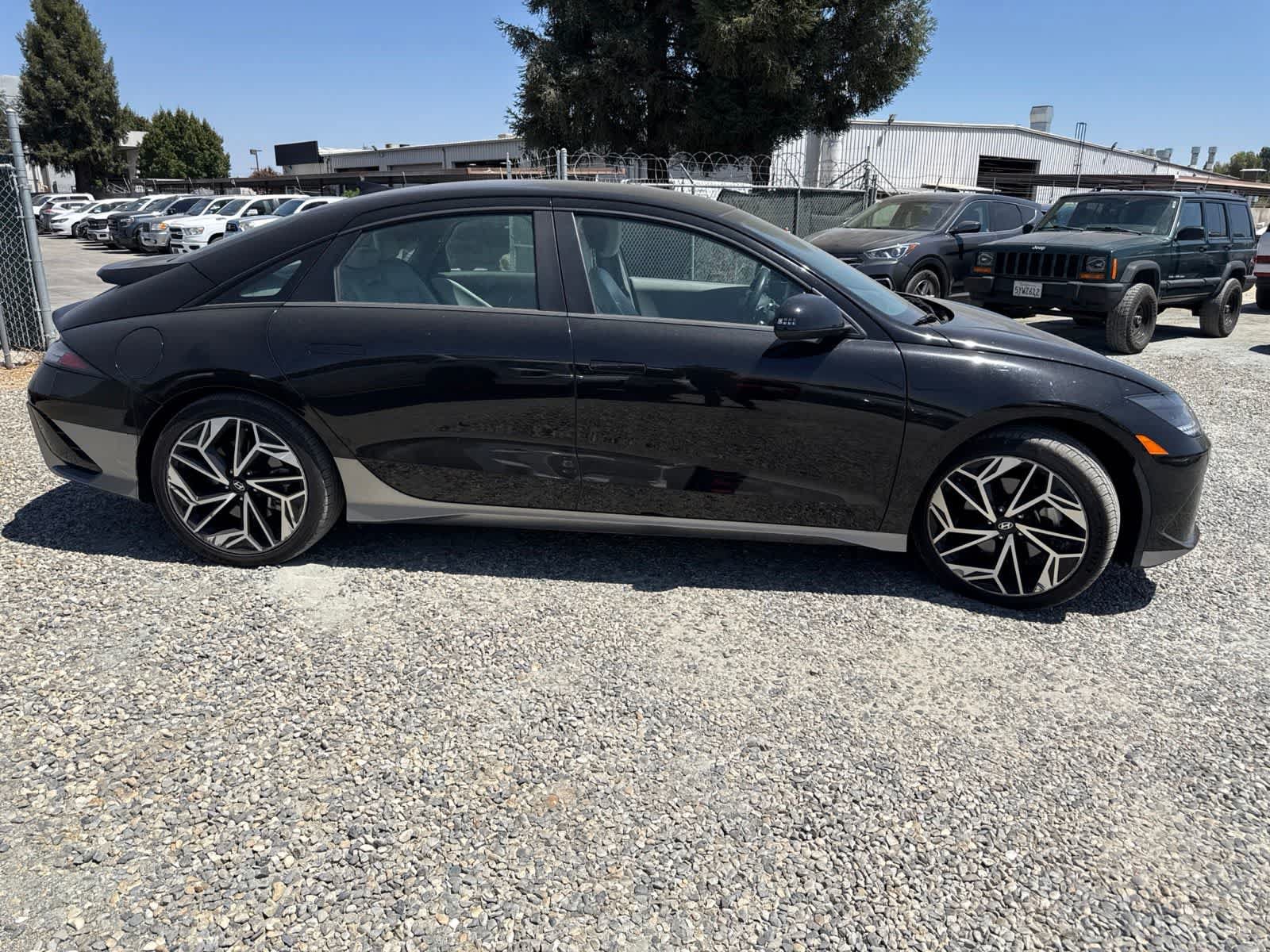 Used 2023 Hyundai Ioniq 6 SEL RWD image 3