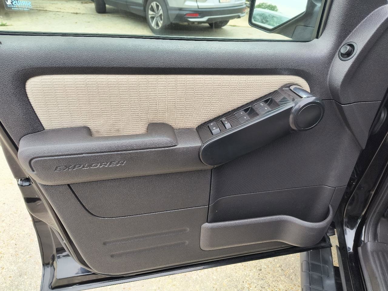 Used 2008 Ford Explorer Sport Trac XLT image 15