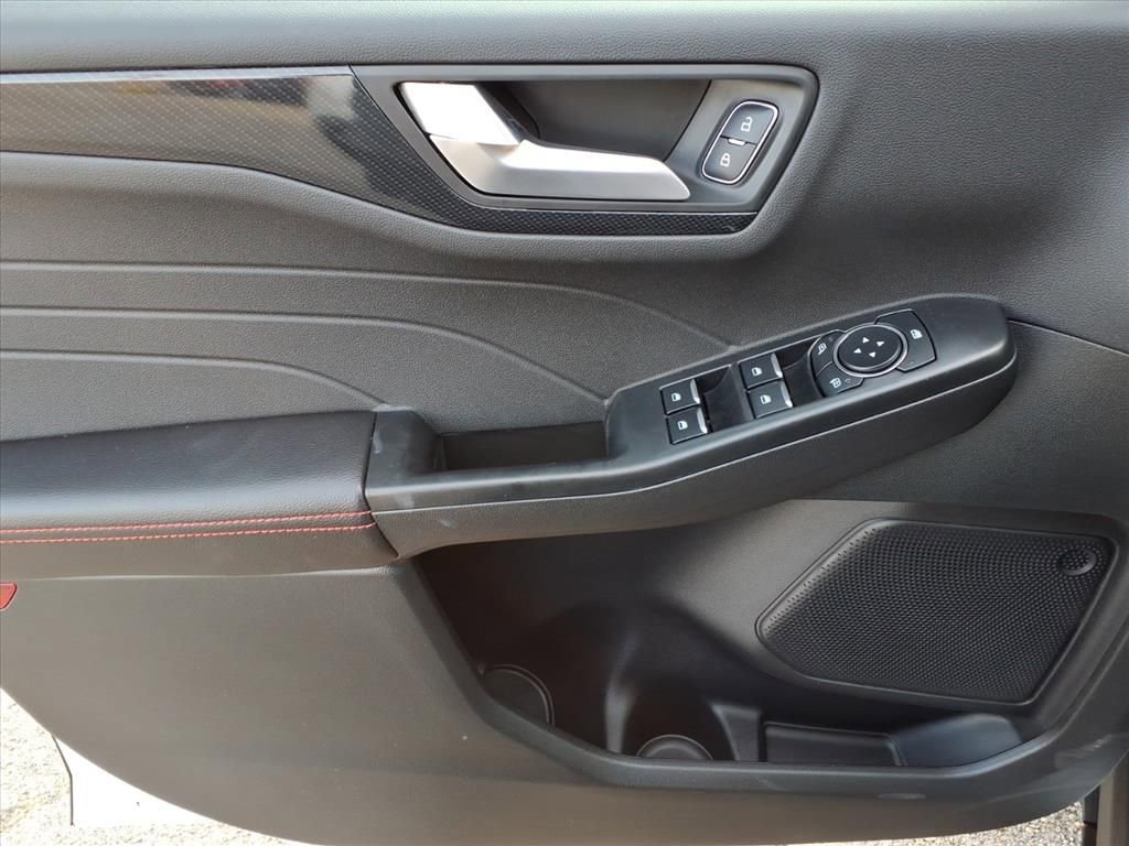 New 2026 Ford Escape ST-Line w/ Tech Pack #1 image 11