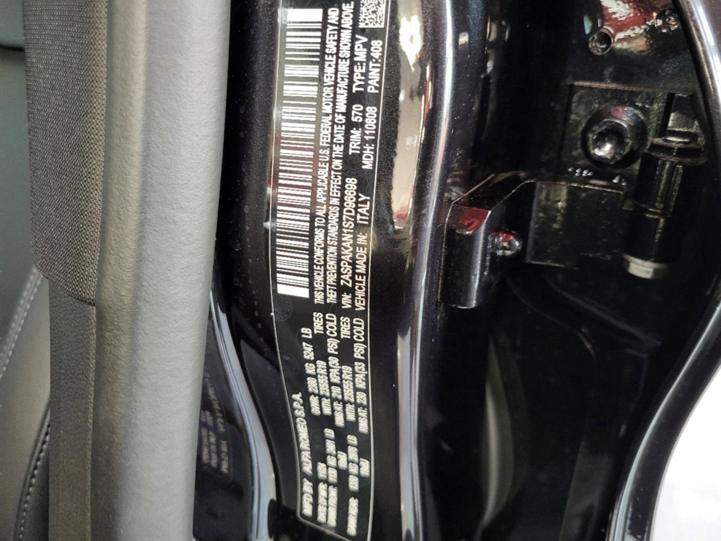 New 2025 Alfa Romeo Stelvio Sprint image 50