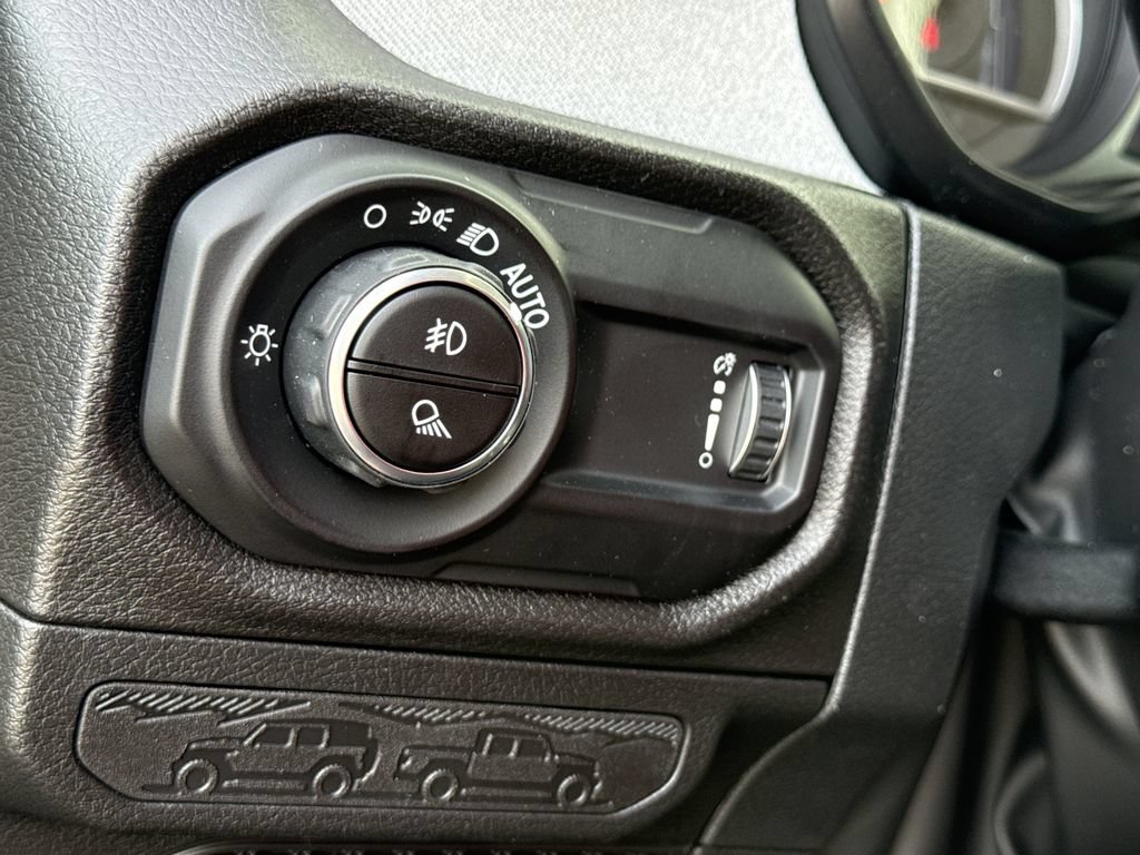 New 2026 Jeep Gladiator Sport AWD/4WD image 28