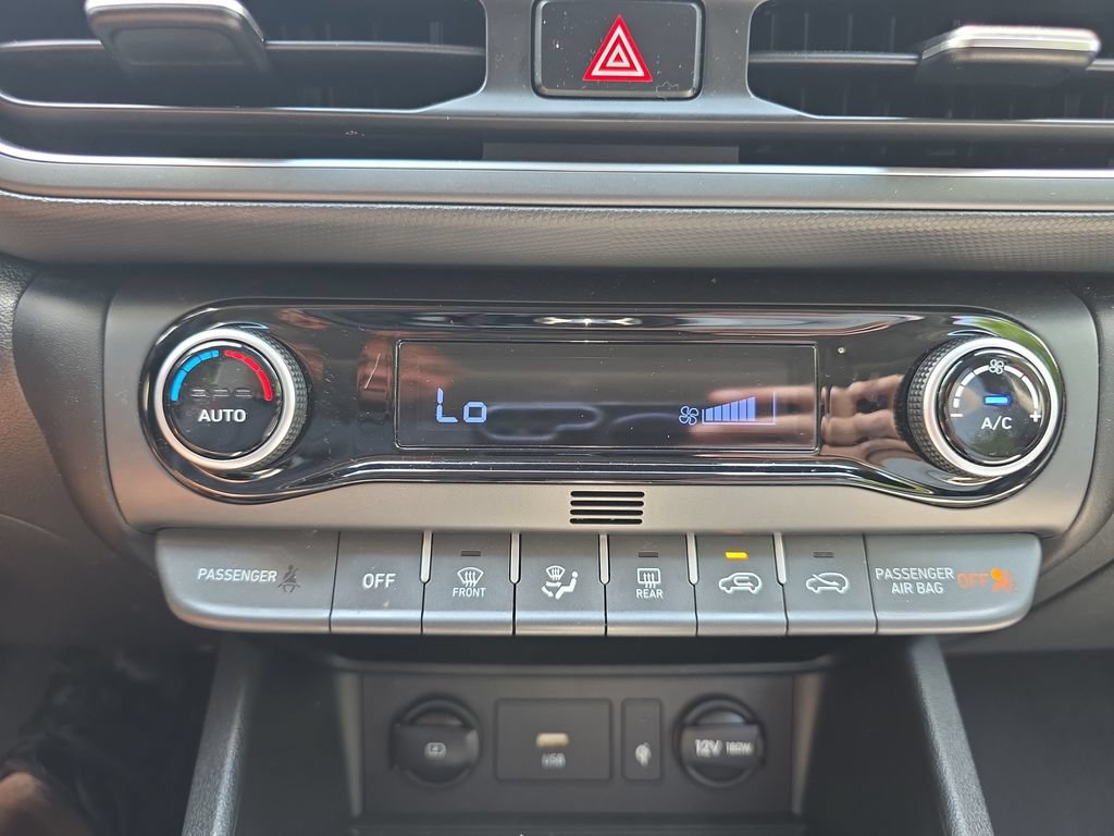 Used 2023 Hyundai Kona SEL w/ Convenience Package AWD/4WD image 30