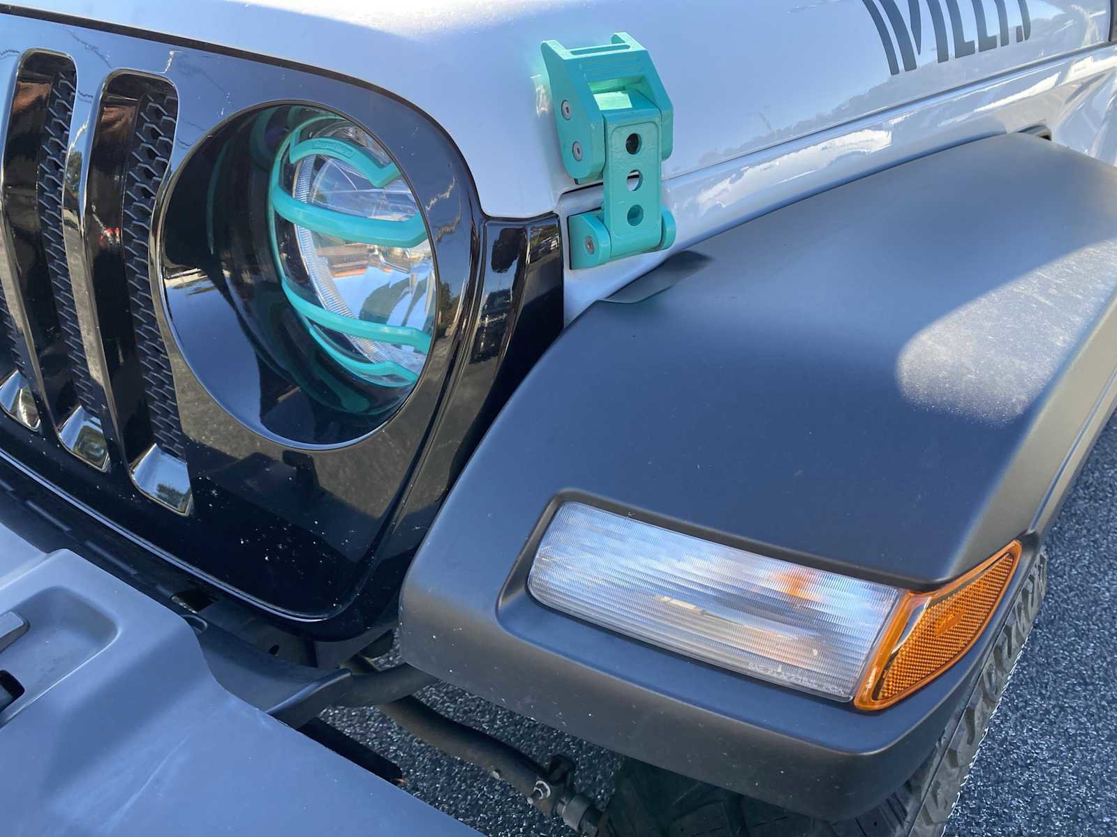 Used 2021 Jeep Wrangler Sport image 10