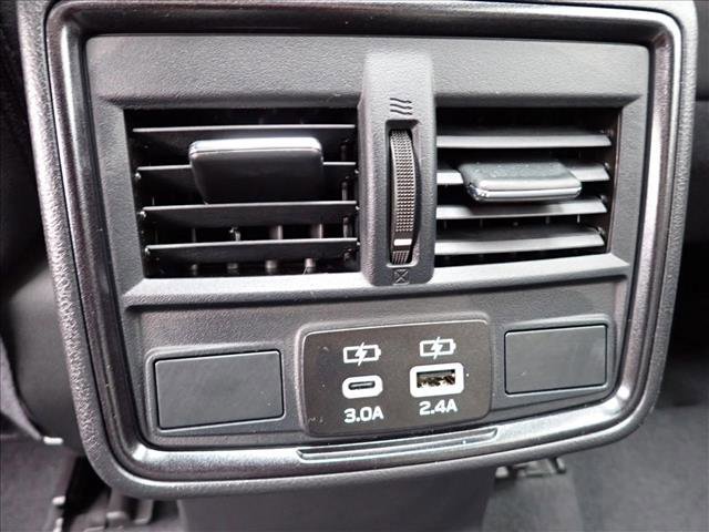 Certified 2025 Subaru Forester Limited image 11