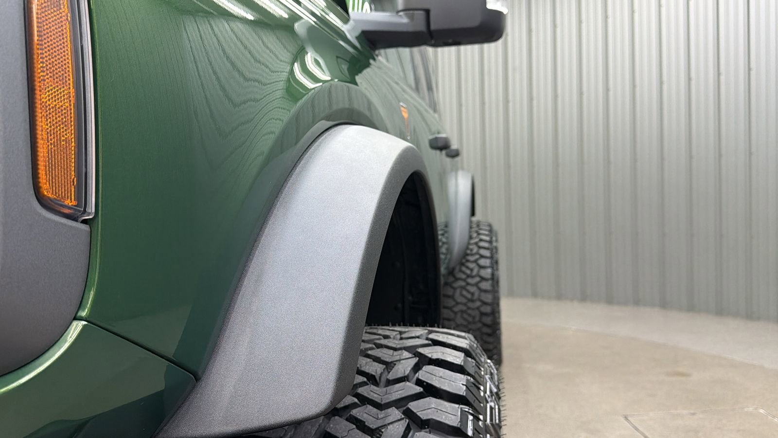 Used 2025 Ford Bronco Badlands image 13