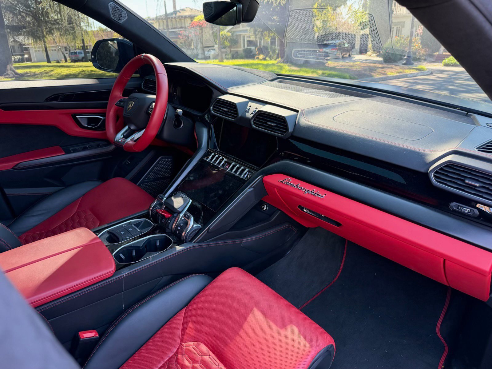 Used 2022 Lamborghini Urus image 7