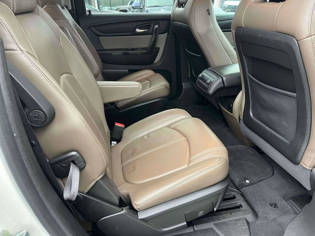 Used 2013 GMC Acadia SLT image 13