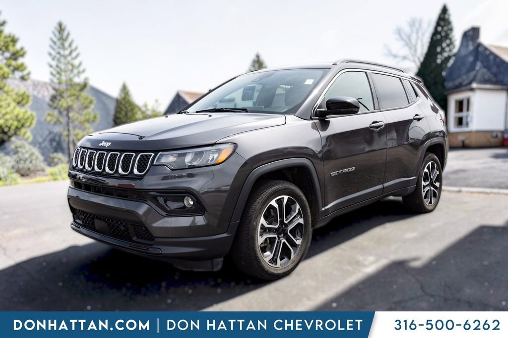 Used 2024 Jeep Compass Limited image 22