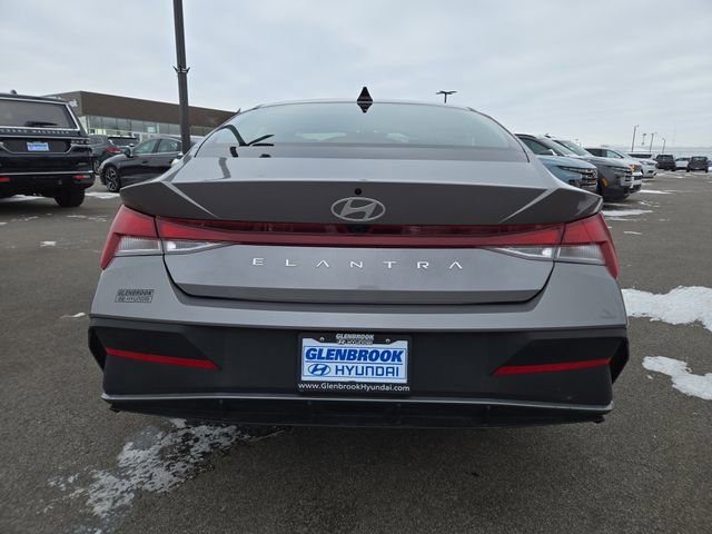 Certified 2024 Hyundai Elantra SEL image 3