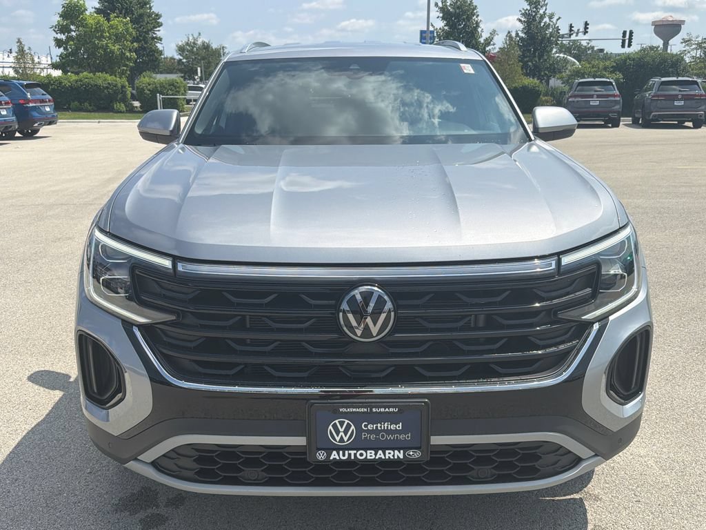 Certified 2024 Volkswagen Atlas Cross Sport SE AWD/4WD image 2