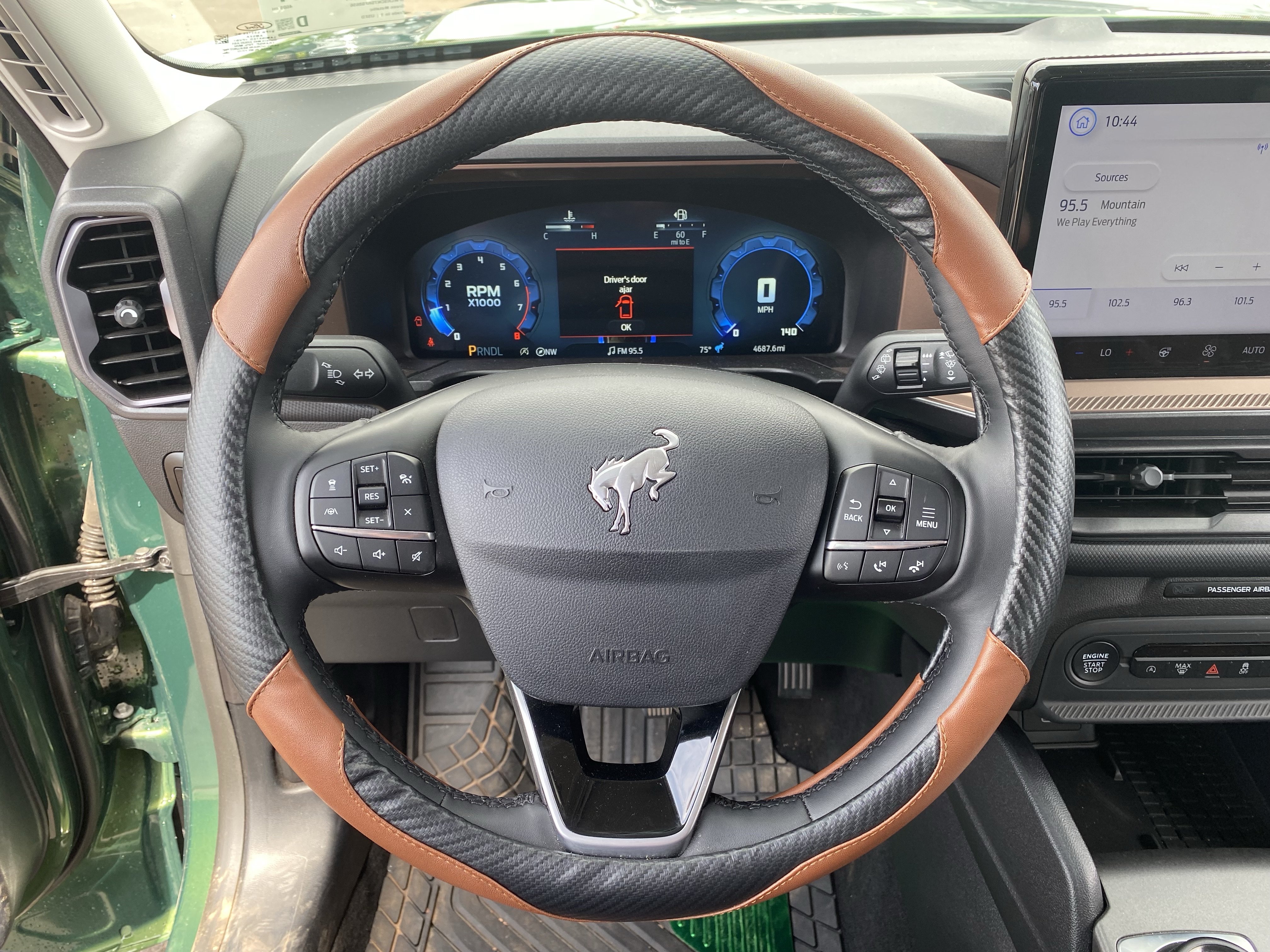 Used 2025 Ford Bronco Sport Outer Banks AWD/4WD image 28