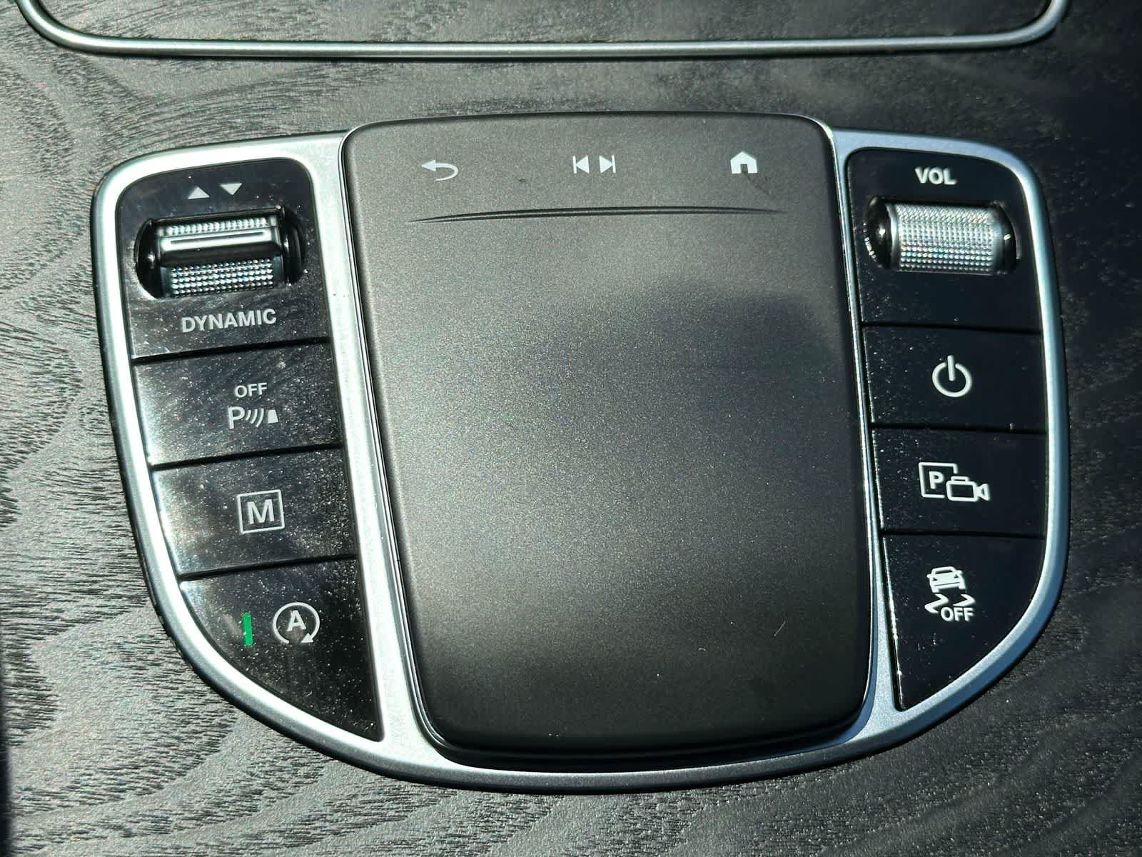 Used 2021 Mercedes-Benz GLC 300 4MATIC image 24