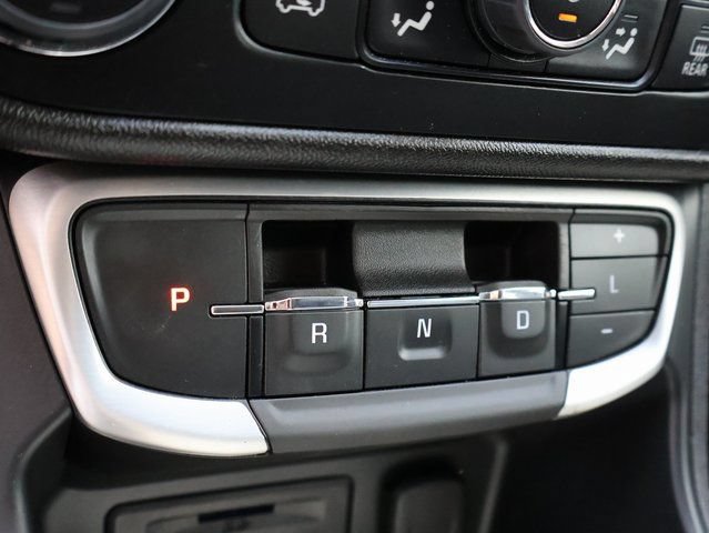 Certified 2024 GMC Terrain SLT AWD/4WD image 28