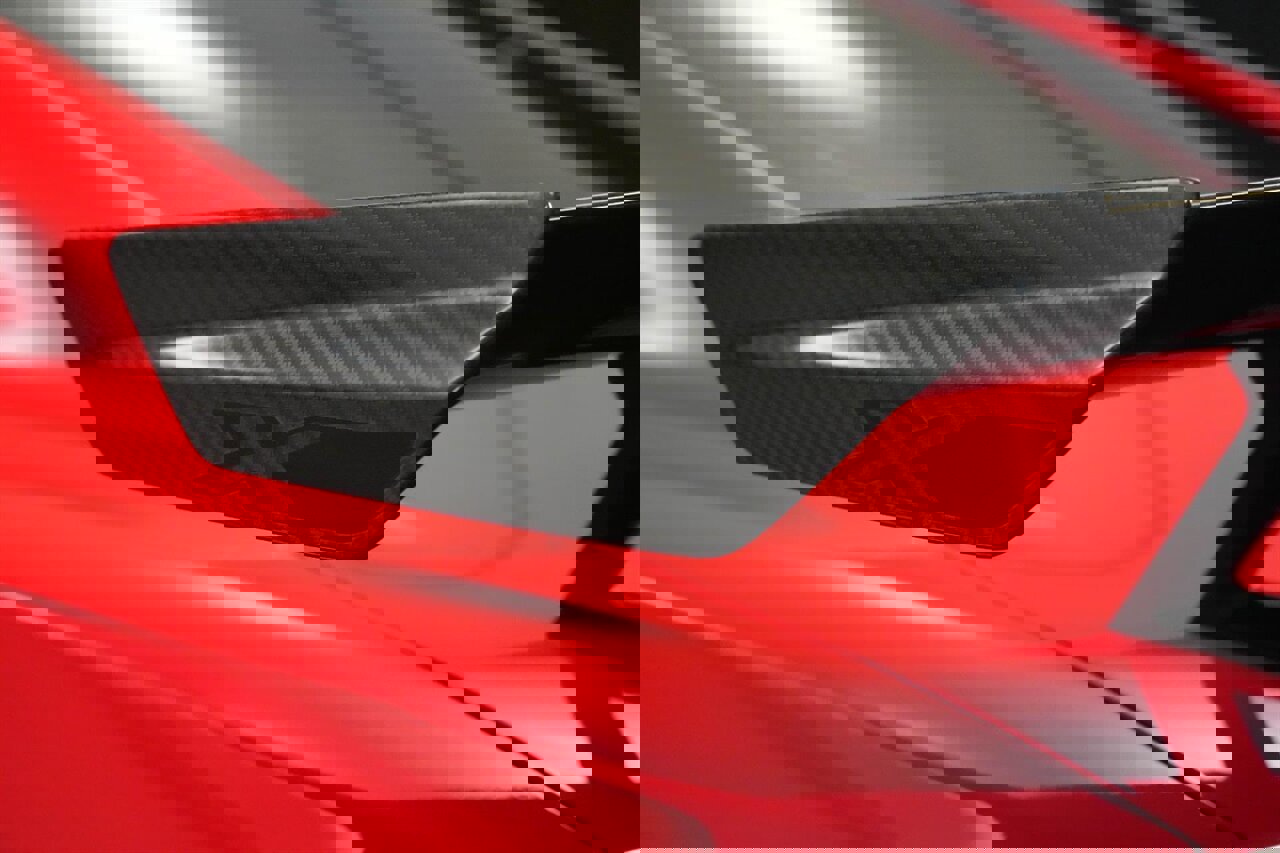 Used 2018 Chevrolet Camaro ZL1 image 19