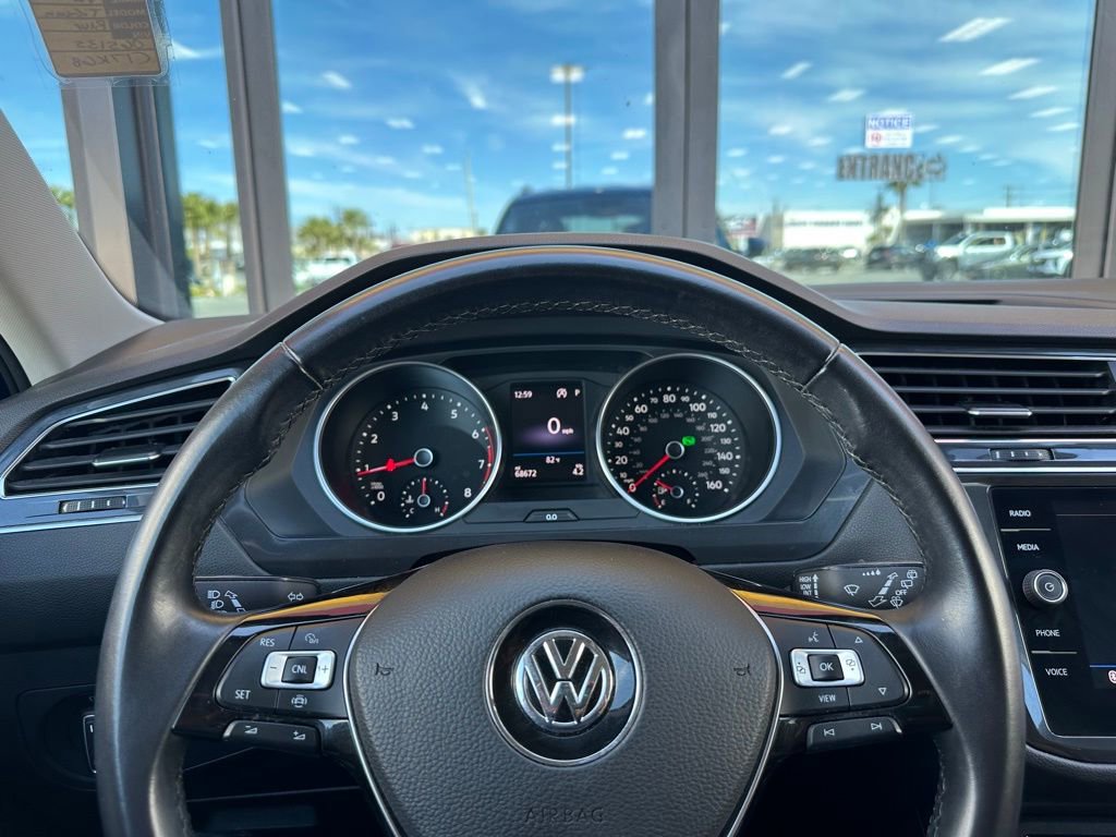 Used 2019 Volkswagen Tiguan SE FWD image 16