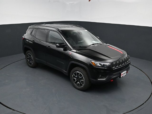 New 2026 Jeep Compass Trailhawk w/ Trailer Tow Group AWD/4WD image 45