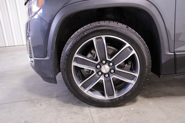 Used 2020 GMC Acadia SLT w/ Driver Alert Package II image 10