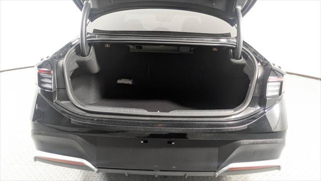 Used 2026 Hyundai Sonata SE FWD image 18