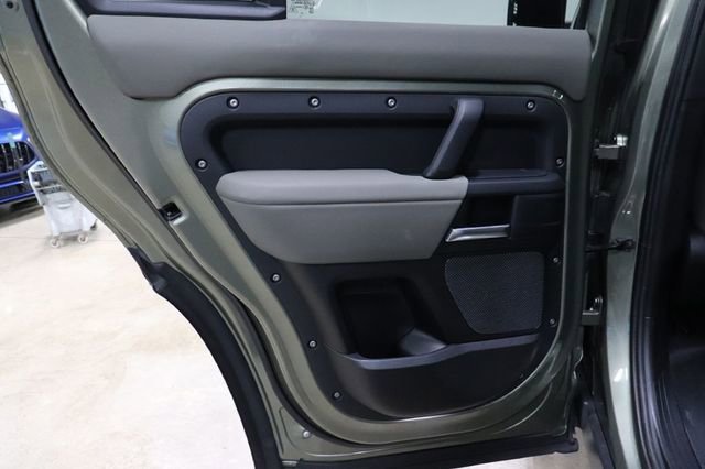 Used 2020 Land Rover Defender 110 S image 13