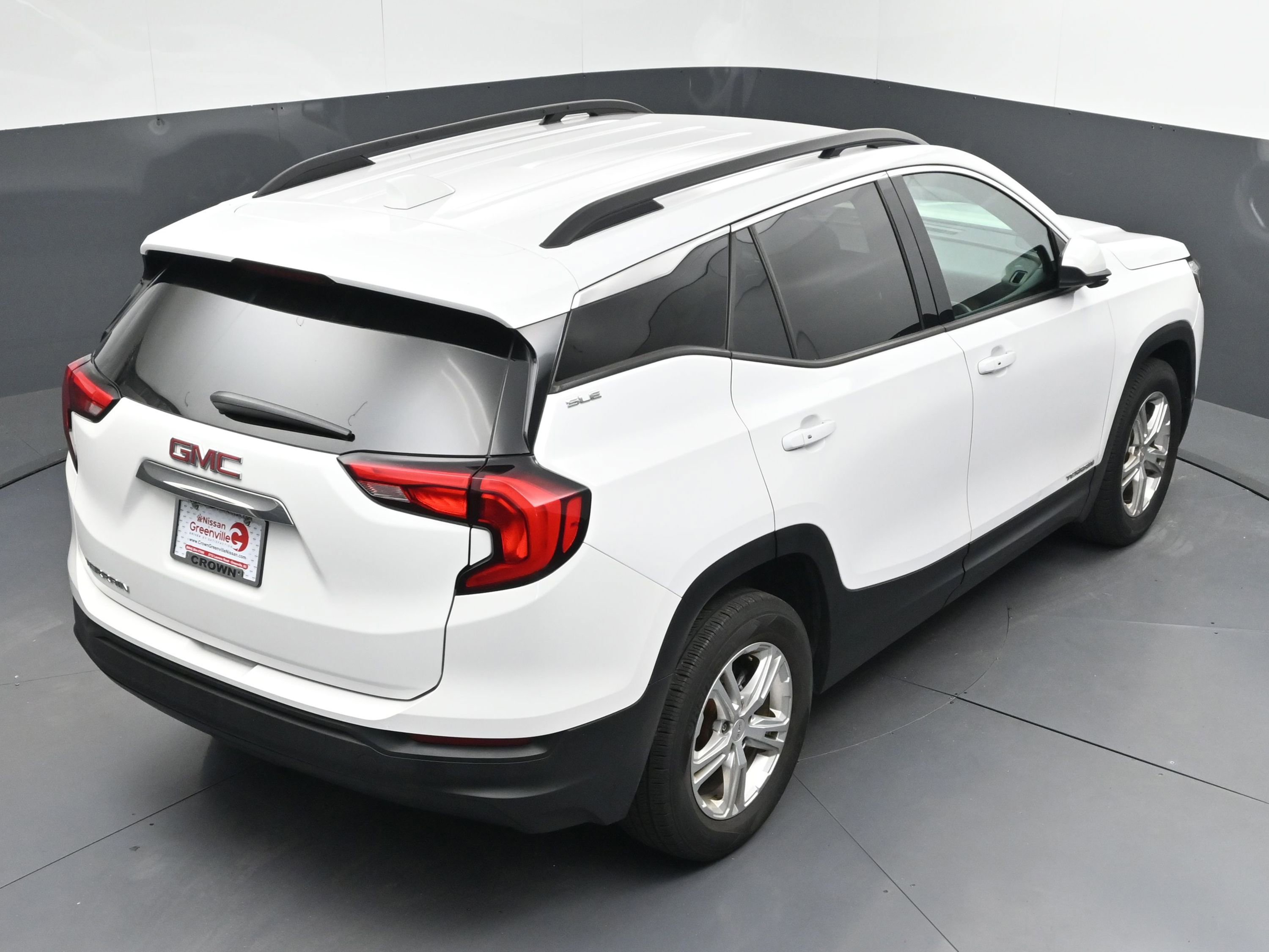 Used 2020 GMC Terrain SLE w/ Driver Convenience Package image 35