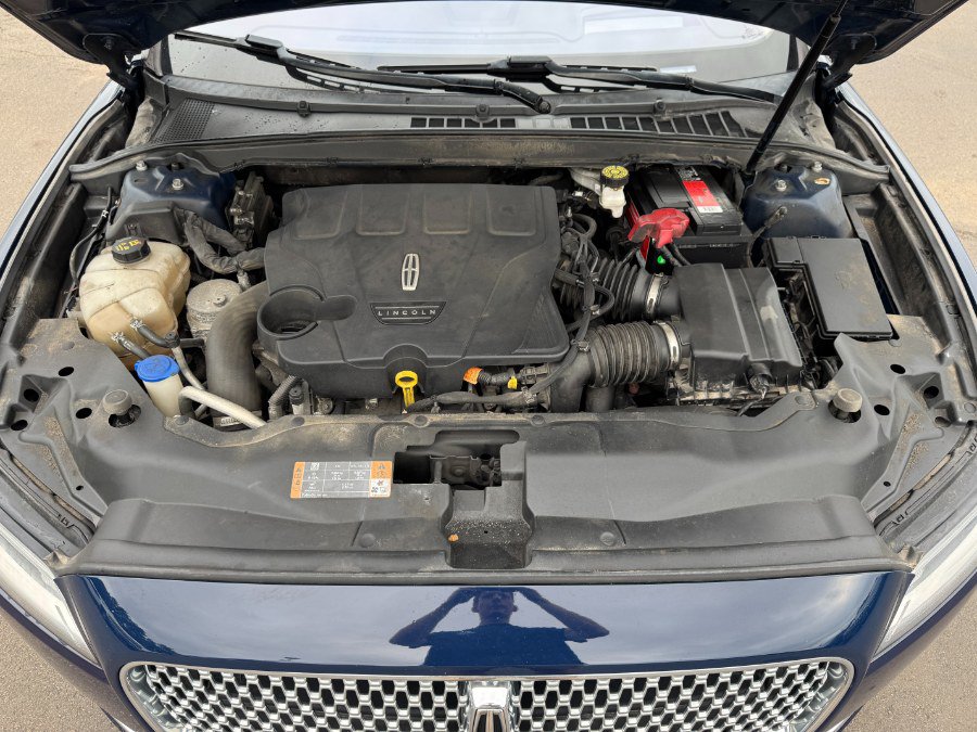 Used 2018 Lincoln Continental Reserve w/ Technology Package AWD/4WD image 23