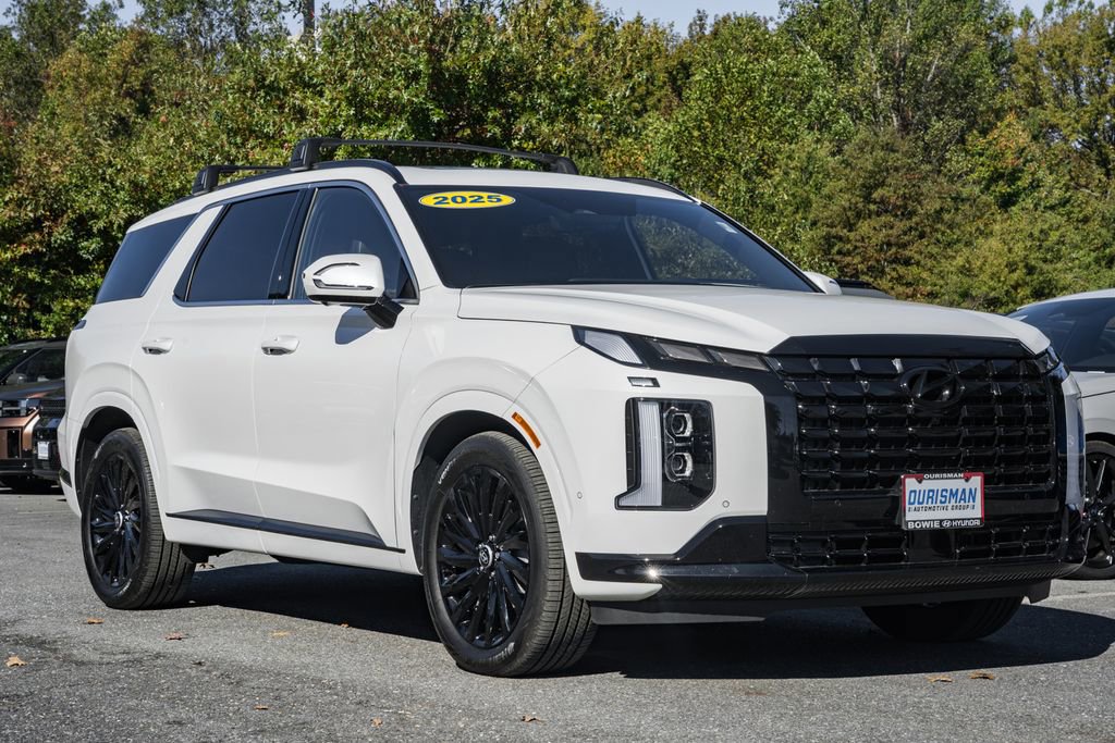 Used 2025 Hyundai Palisade Calligraphy image 1