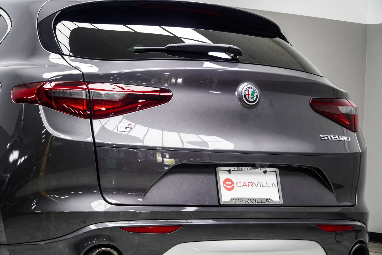 Used 2023 Alfa Romeo Stelvio Ti Lusso w/ Quick Order Package 22X Lusso image 14