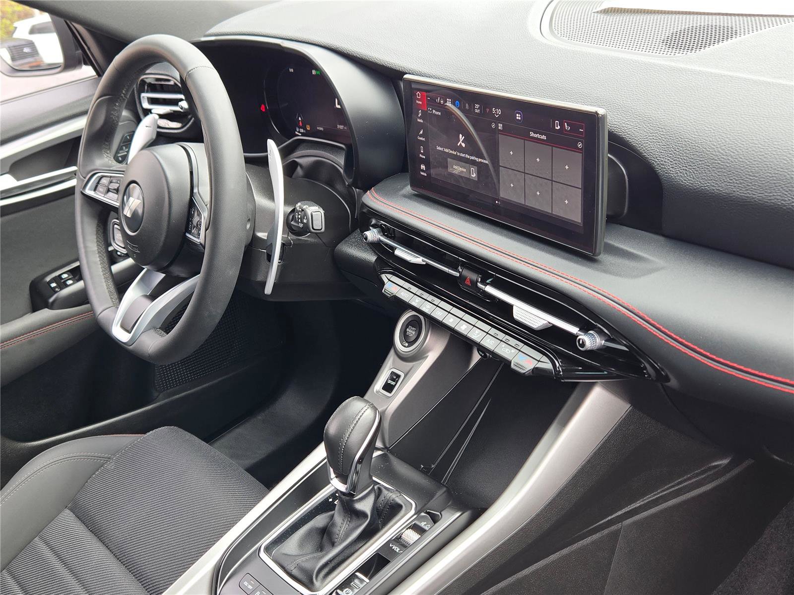 Used 2024 Dodge Hornet R/T w/ R/T Blacktop Package image 5