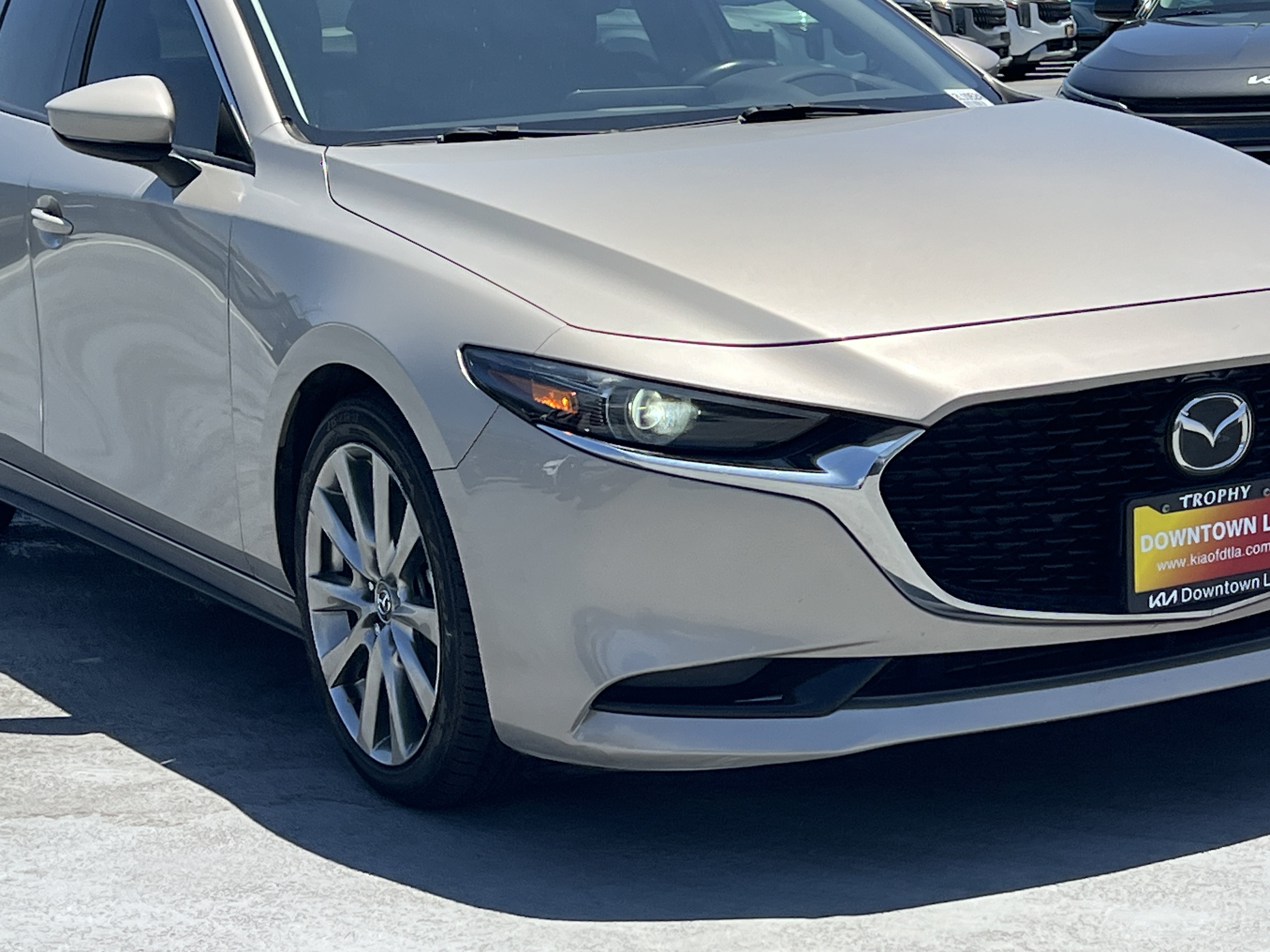 Used 2022 MAZDA MAZDA3 s FWD image 11