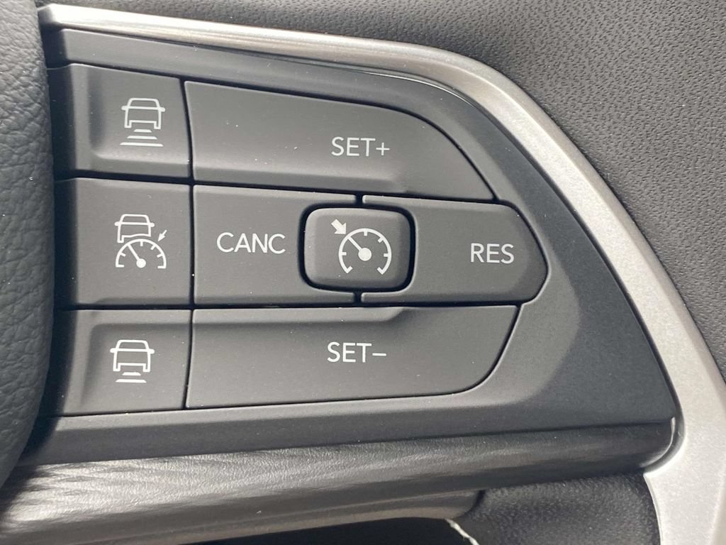 New 2026 Jeep Grand Cherokee Laredo RWD image 51