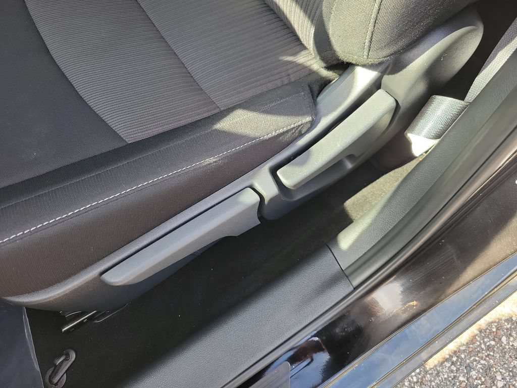 Used 2022 Nissan Sentra SV w/ Lighting Package FWD image 16
