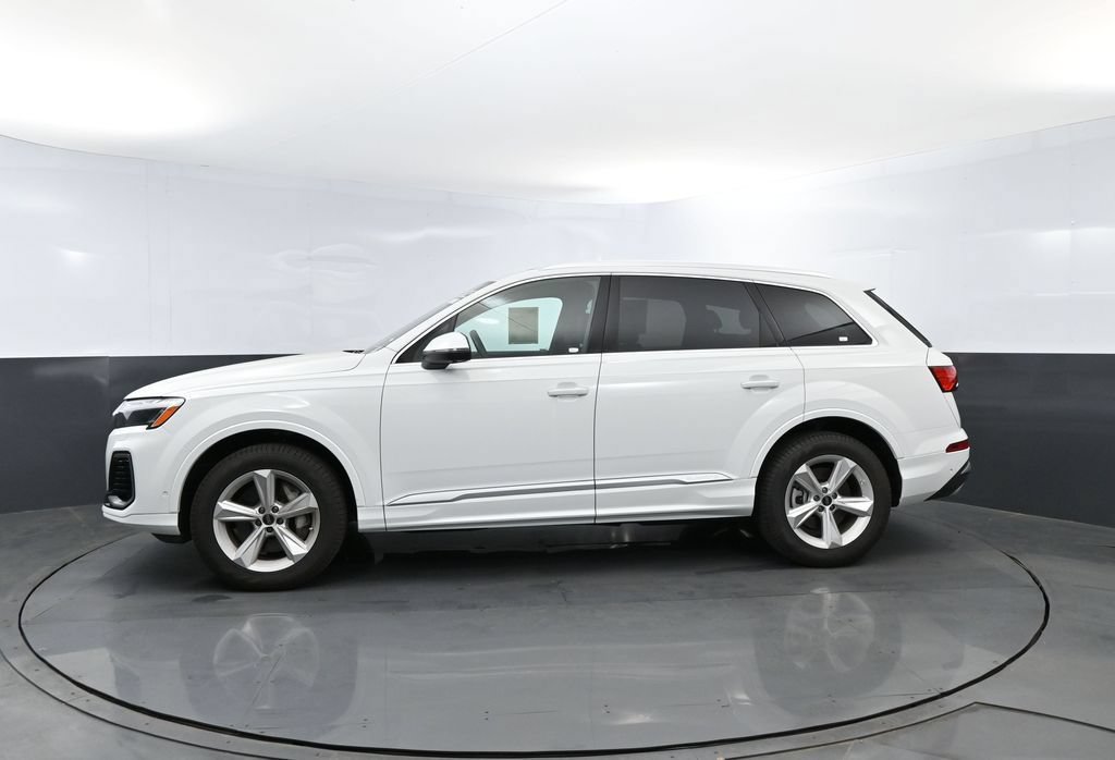 Used 2025 Audi Q7 3.0T Premium w/ Convenience Package AWD/4WD image 26