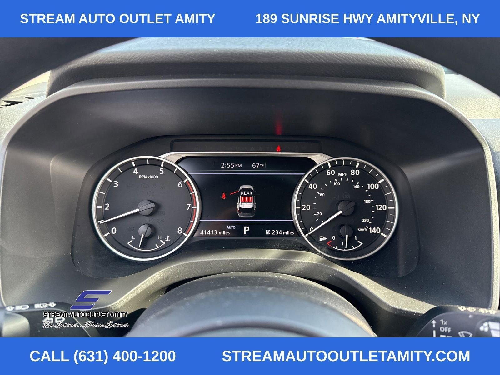 Used 2024 Nissan Rogue SV image 31