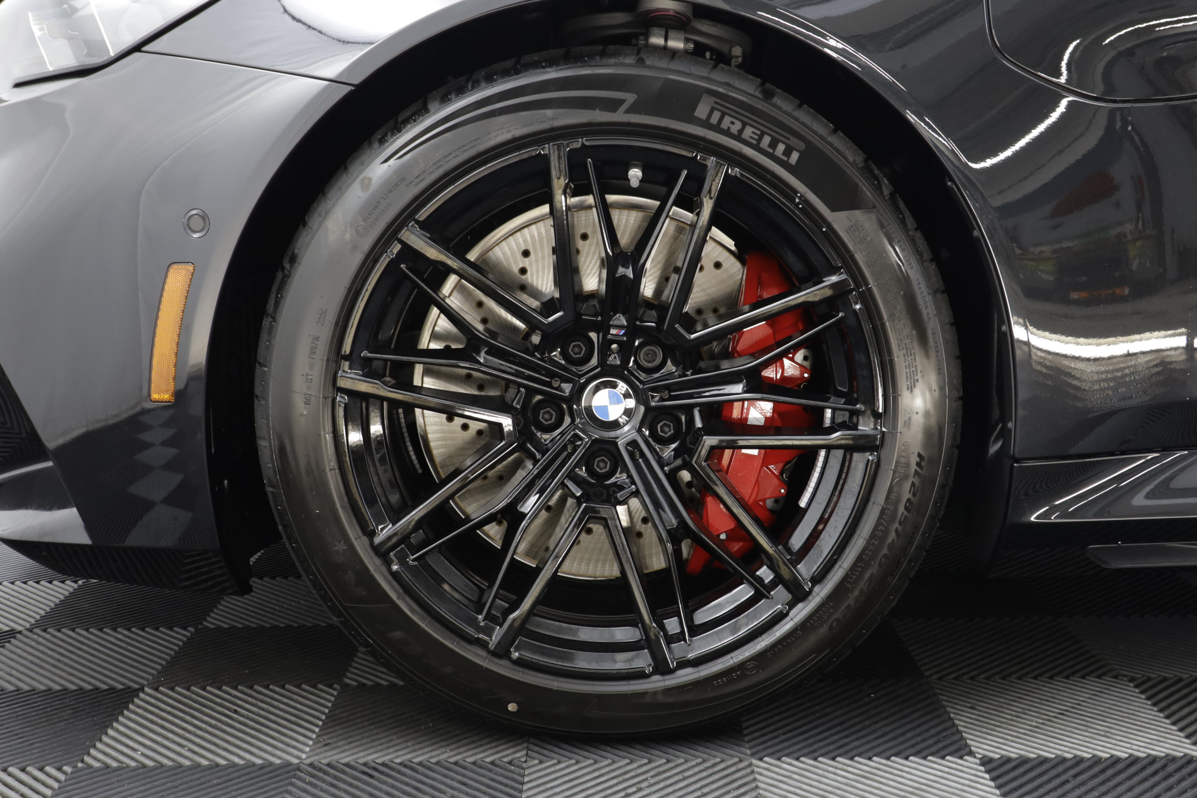 New 2027 BMW M5 w/ Carbon Package AWD/4WD image 17
