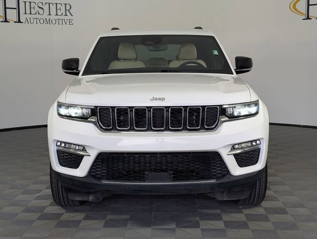 Used 2024 Jeep Grand Cherokee Limited image 3